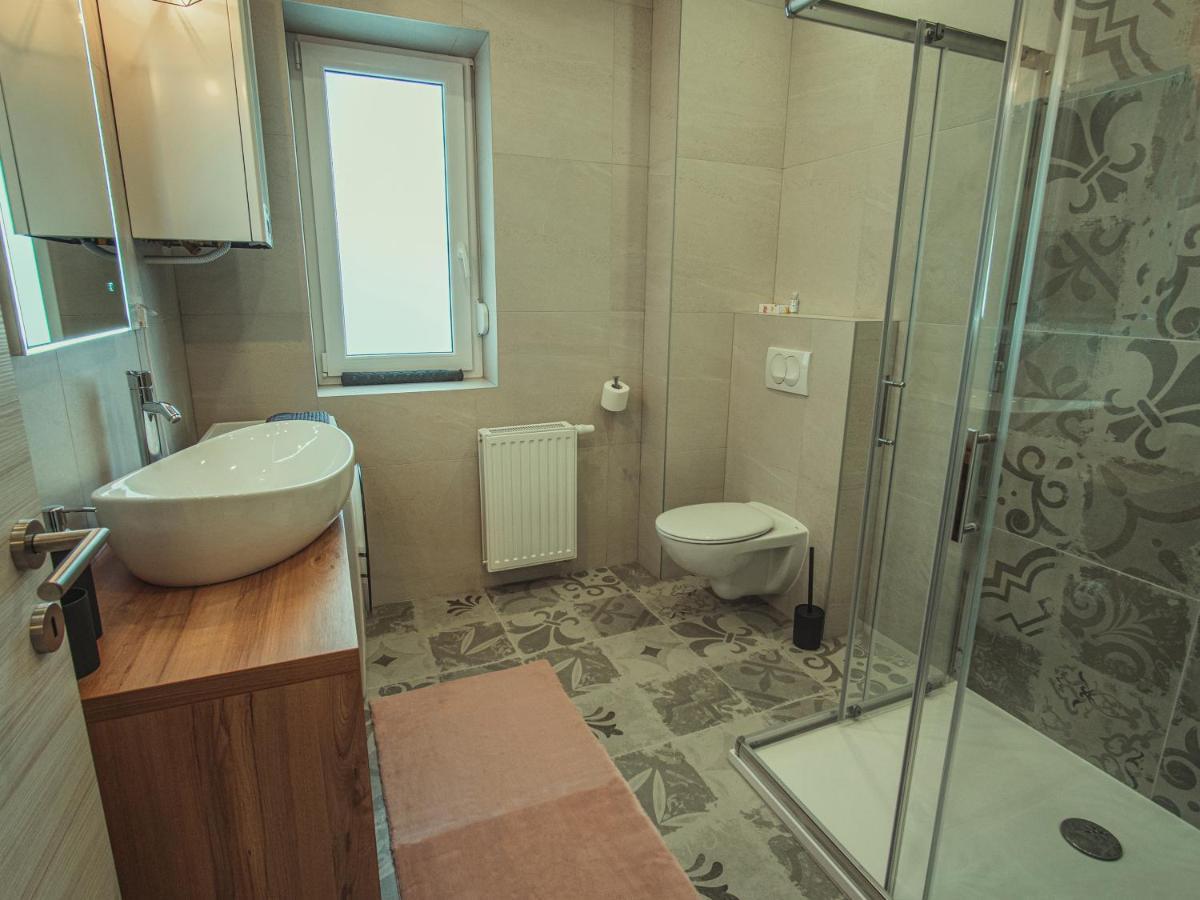 Apartmani Infinity Осієк Екстер'єр фото