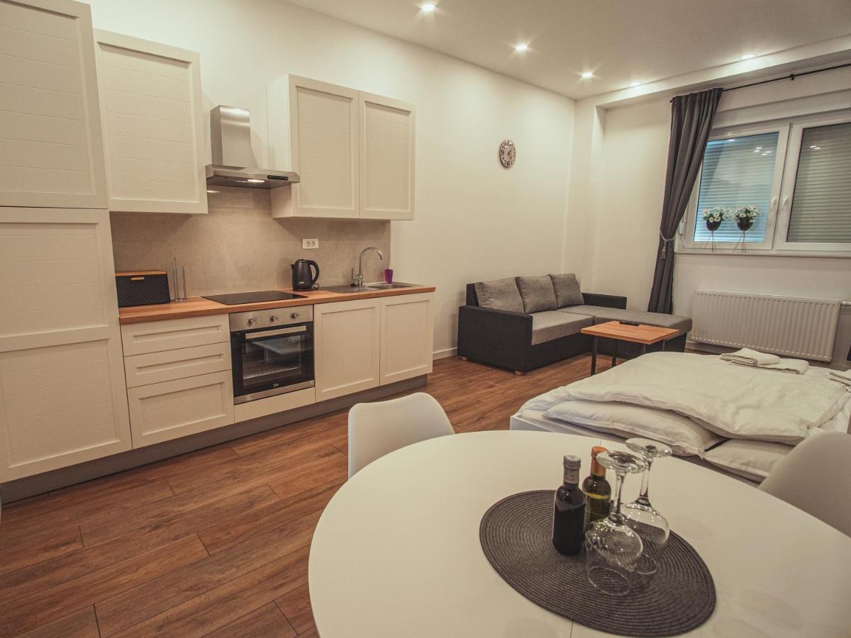 Apartmani Infinity Осієк Екстер'єр фото